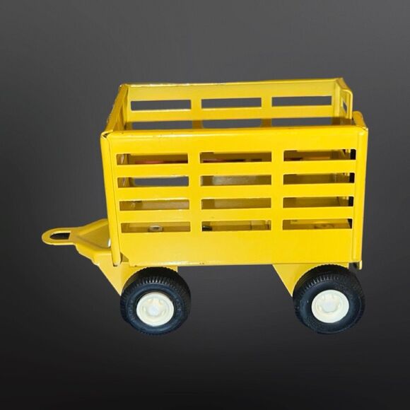 Vintage 1970s Yellow Tonka Farm Tractor Wagon - Picture 1 of 5